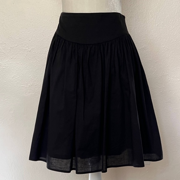 Lightweight, Black, Gathered-Waist, Double-Layer Cotton Skirt - Picture 2 of 7